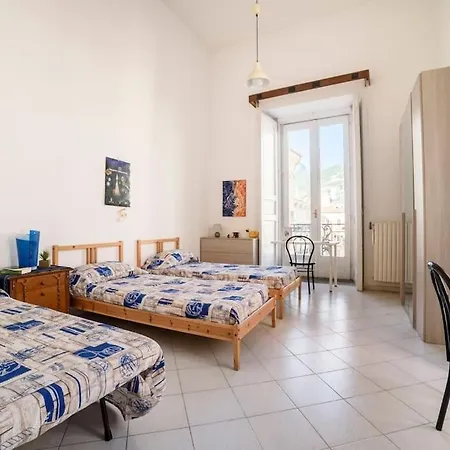 Semesterbostad Il Soffione Centro Storico Salerno